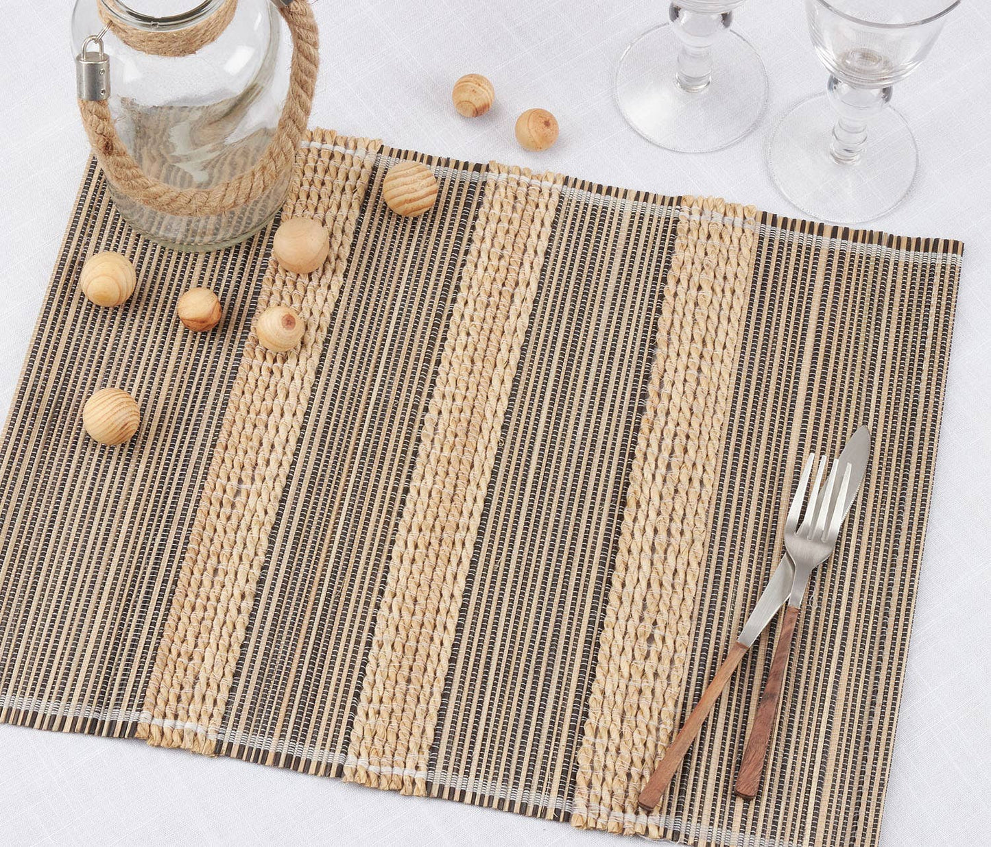2261 - Organic Design Striped Natural Placemat