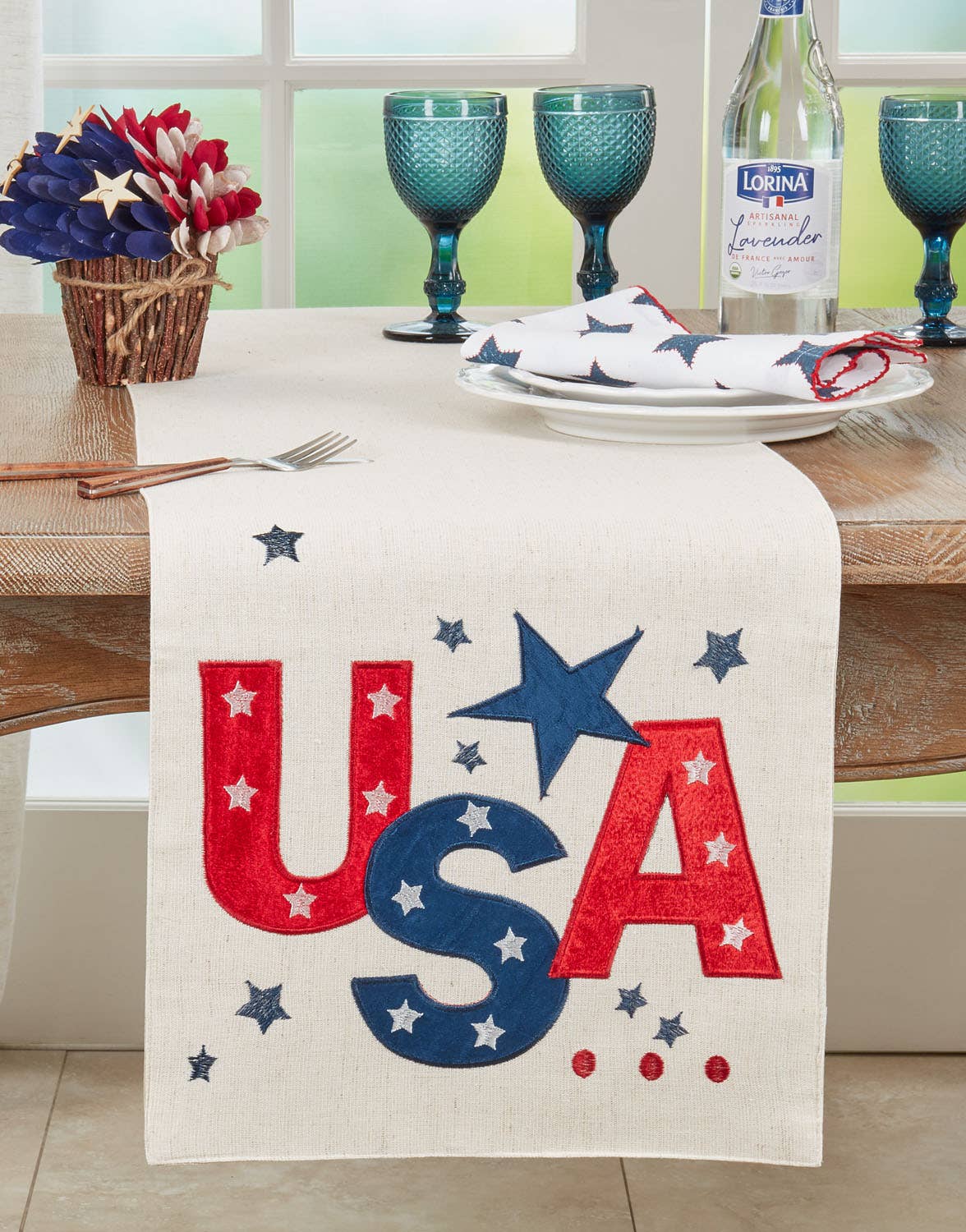 6817 - USA Print Cotton Blend Table Runner