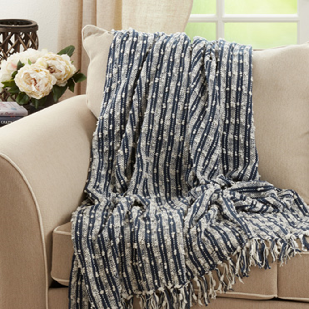 560 - Beaded Design Burlap 53" Christmas Tree Skirt