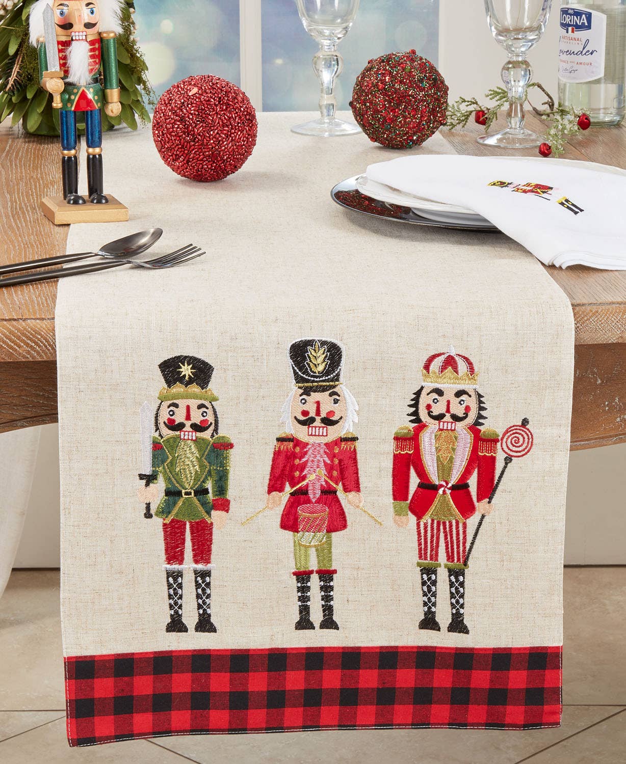 5060 - Nutcrackers Natural 16x70 Table Runner