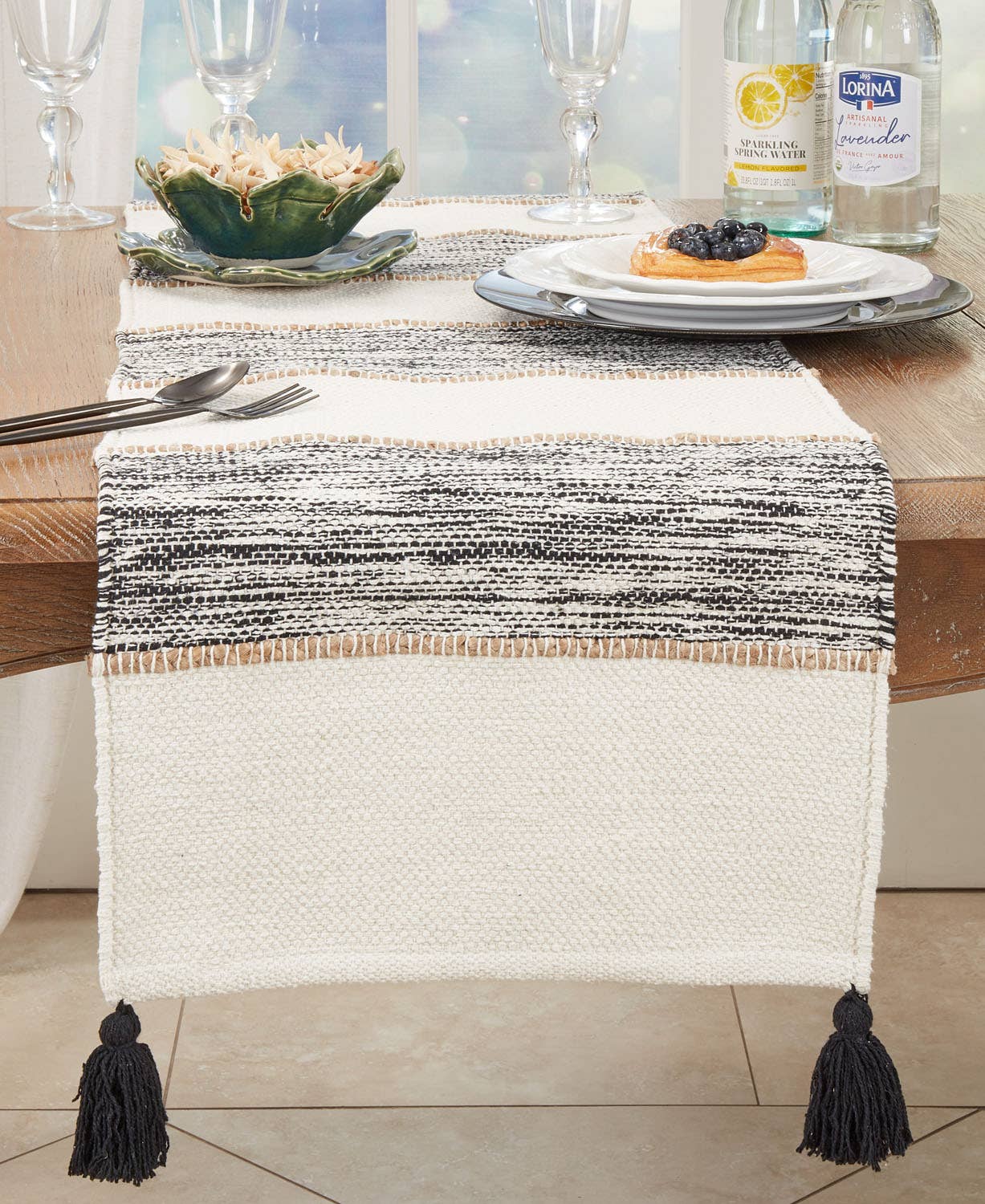 5285 - Black White Striped Tassel 16x72 Cotton Jute Table Runner