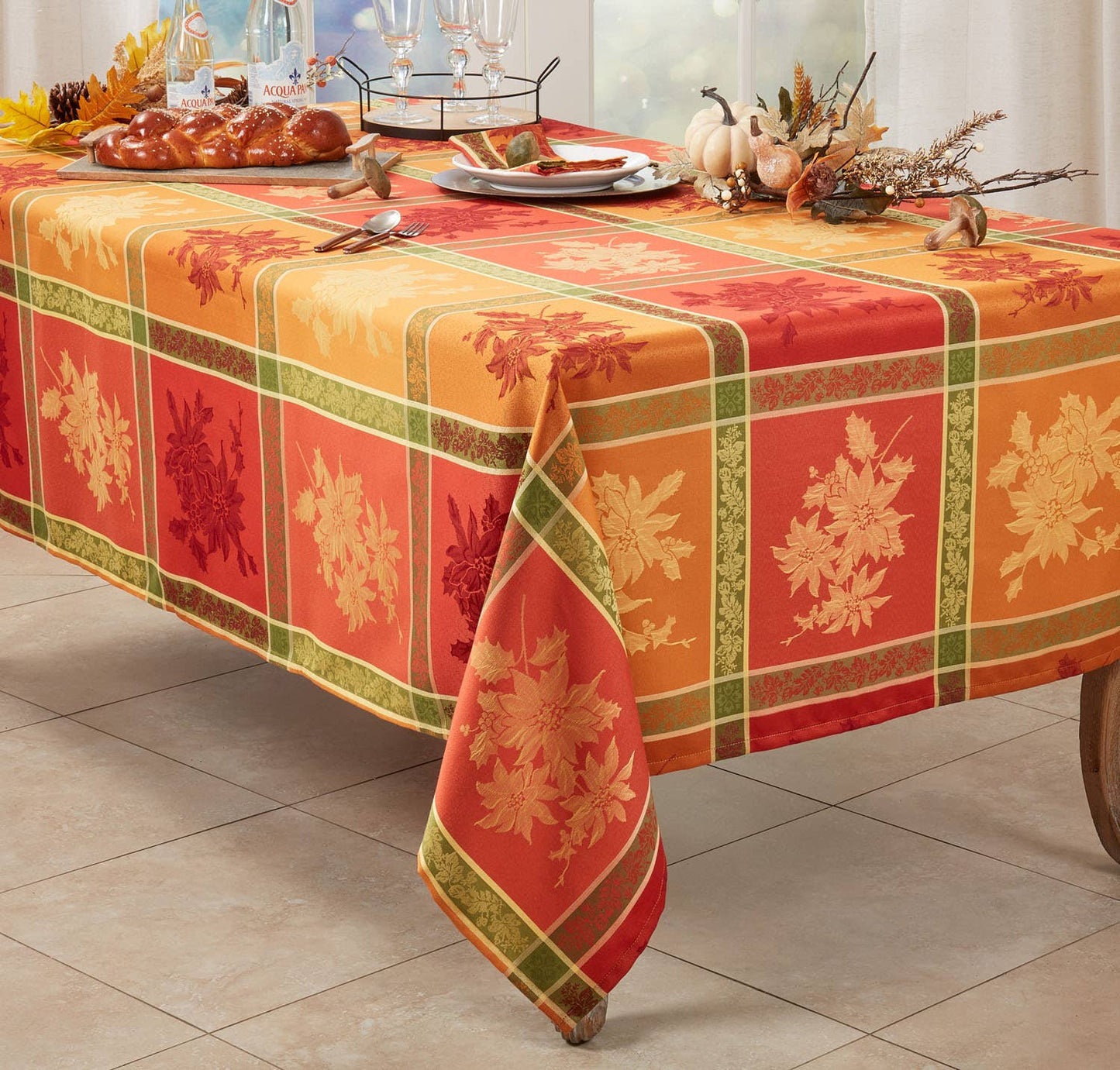 8621 - Jacquard Fall Leaves Thanksgiving Tablecloth