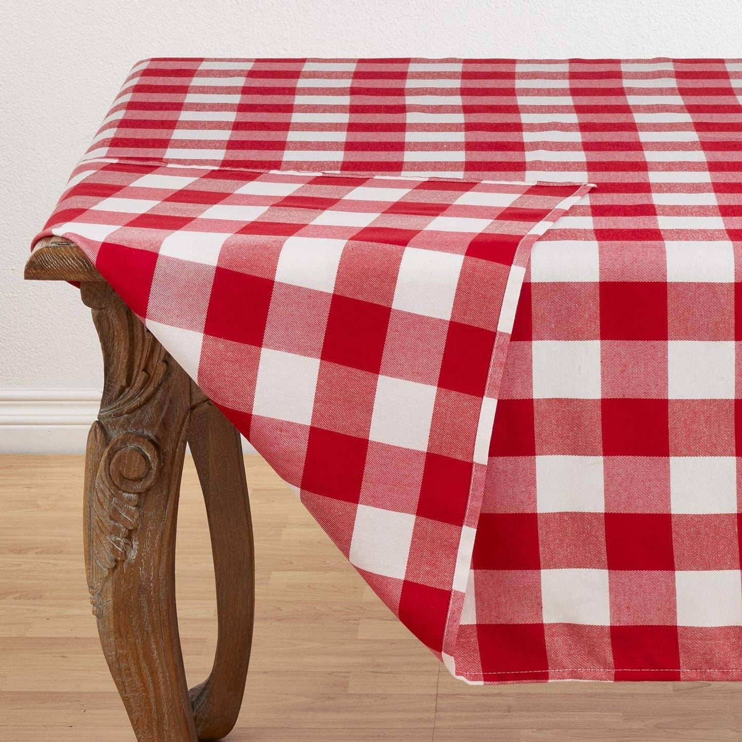 5026 - White and Red Classic Plaid Cotton 70"x140" Tablecloth