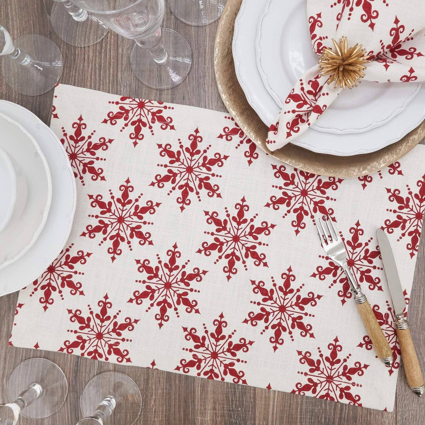 7553 - Red Snowflake Ivory 14"x20" Placemat
