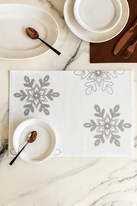 70197 - Embroidered Silver Snowflake White 13x19 Inch Placemat