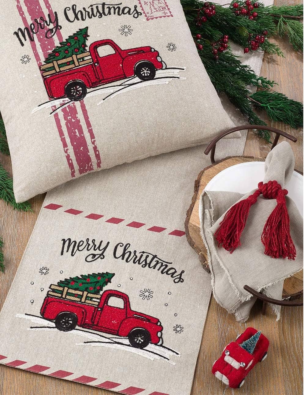 7756 - Classic Postage Stamp Christmas Truck Table Runner