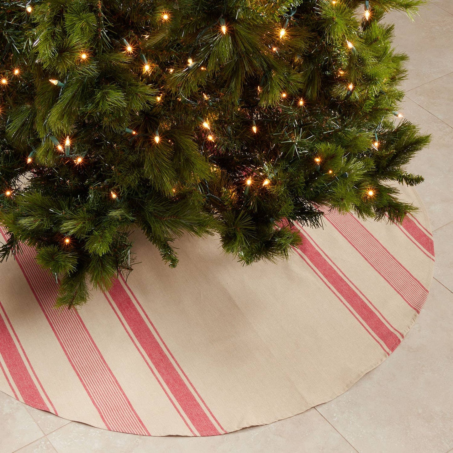 3011 - Rustic Red Banded Cotton Christmas Tree Skirt - 72" Round