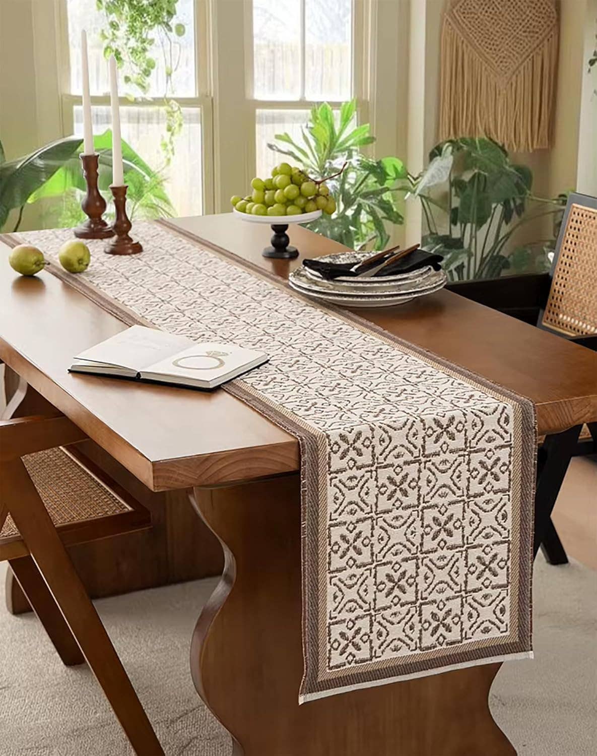 RNR0025 - Vintage Jacquard Reversible 14x72 Inch Table Runner