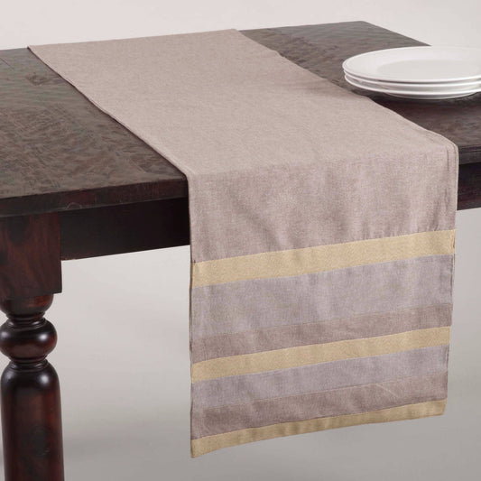 17006 - Shimmering Design Appliqué Cotton 16x72 Table Runner