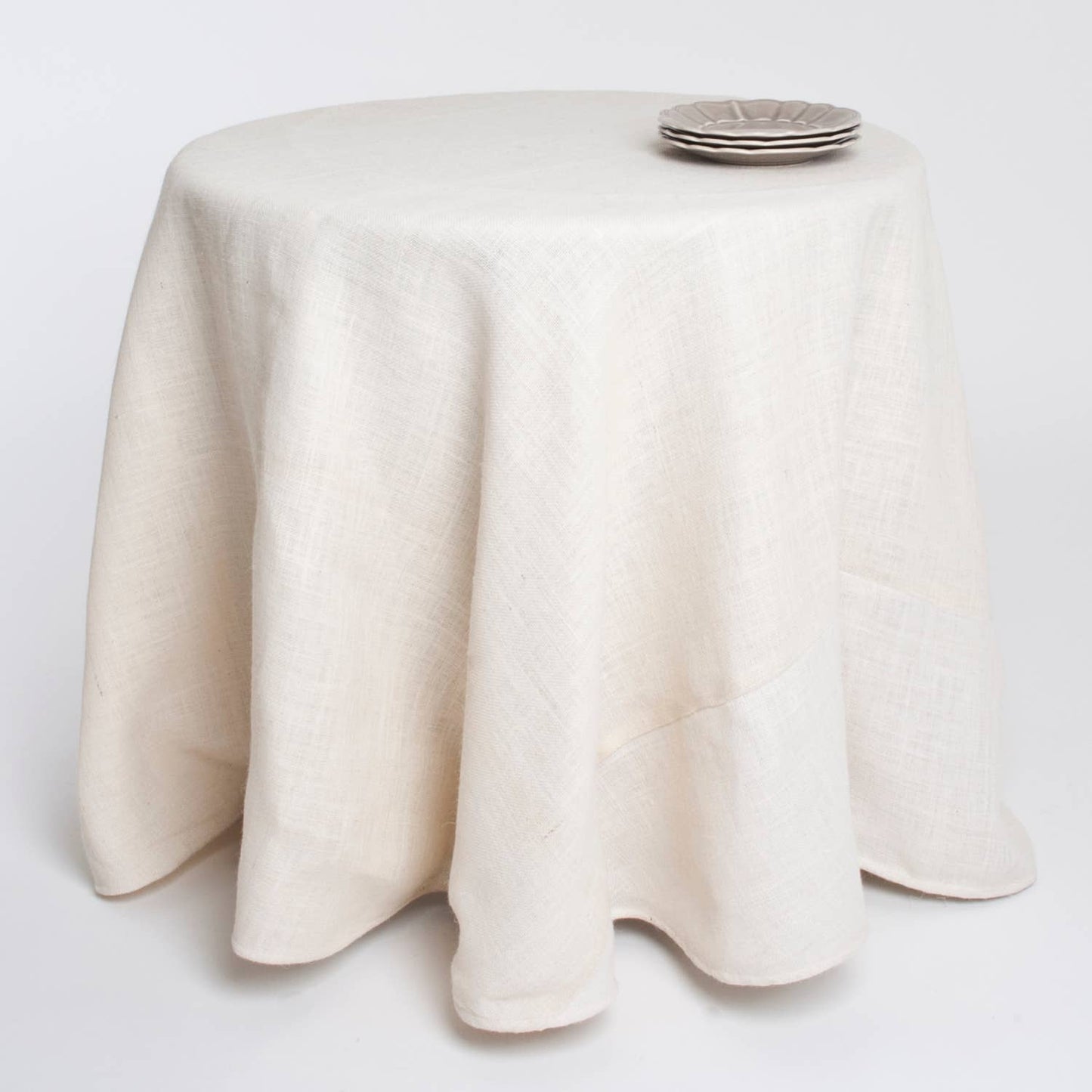0811 - Ivory Burlap Lined Round Tablecloth
