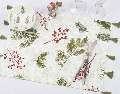 101 - Pineneedle and Red Berry Cotton 14x19 Inch Placemat