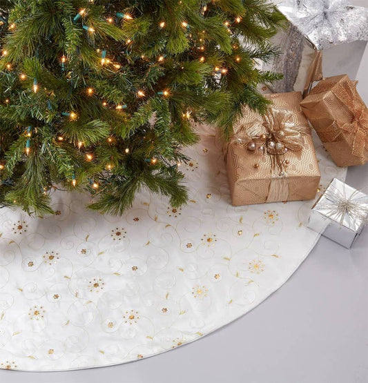 XJ712 - Ivory Embroidered & Sequined Tree Skirt