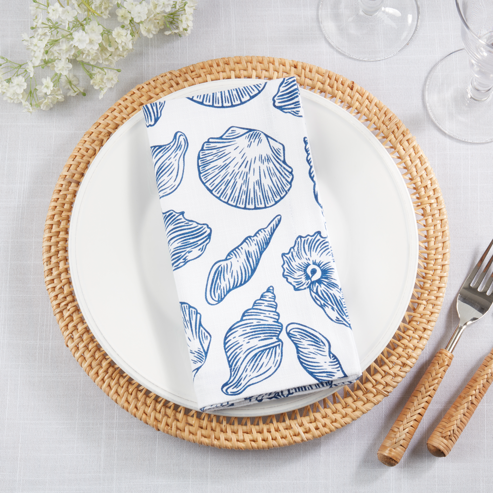 1520 - White-Blue Sea Shells Cotton 20" Cloth Napkin
