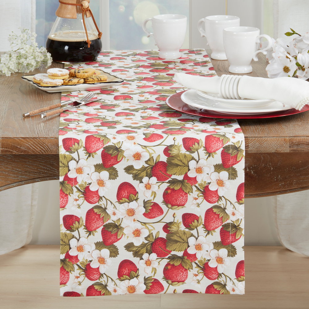 3069 - Strawberry Cotton 14"x72" Table Runner