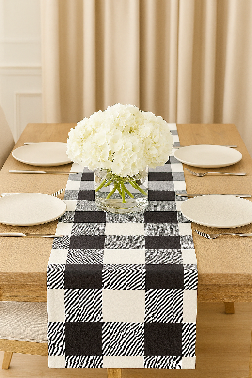 9025 - Buffalo Check Cotton Black-White Table Runner