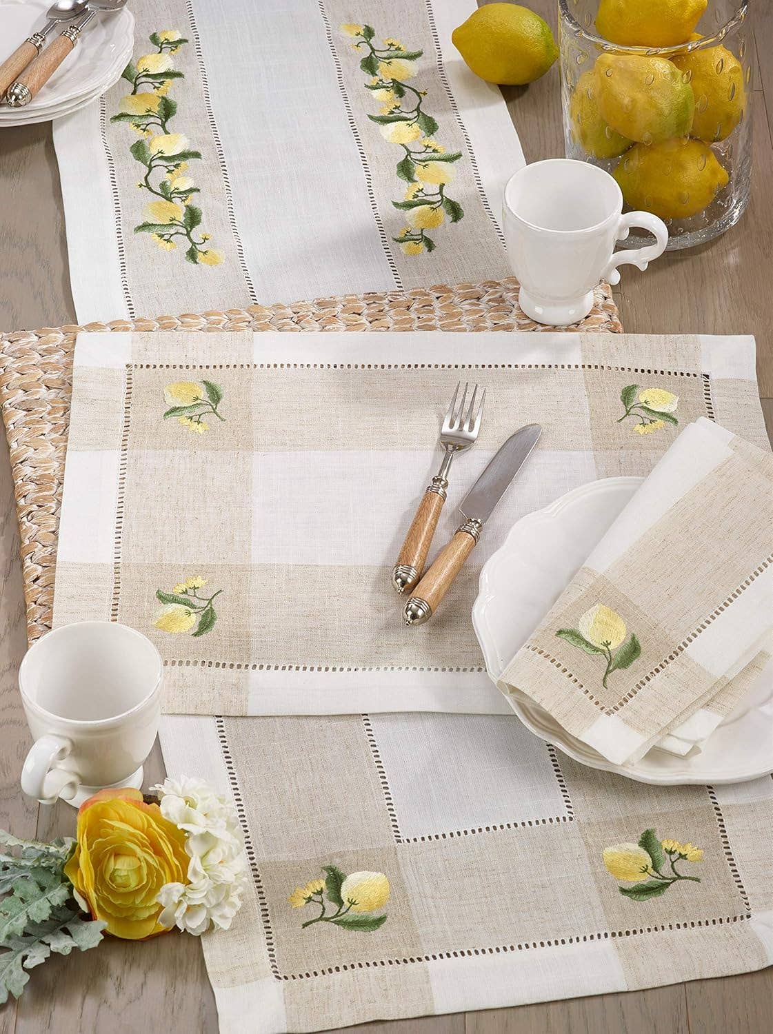 2232 - Cottage Embroidered Lavender 14"x19" Placemat