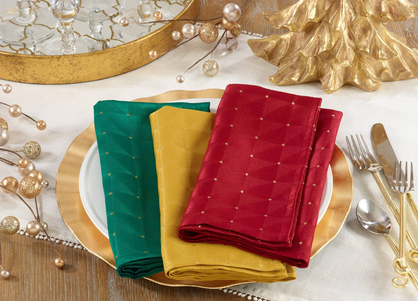 6081 - Burgundy Metallic Plaid 20" Cloth Napkin – 3 Colors