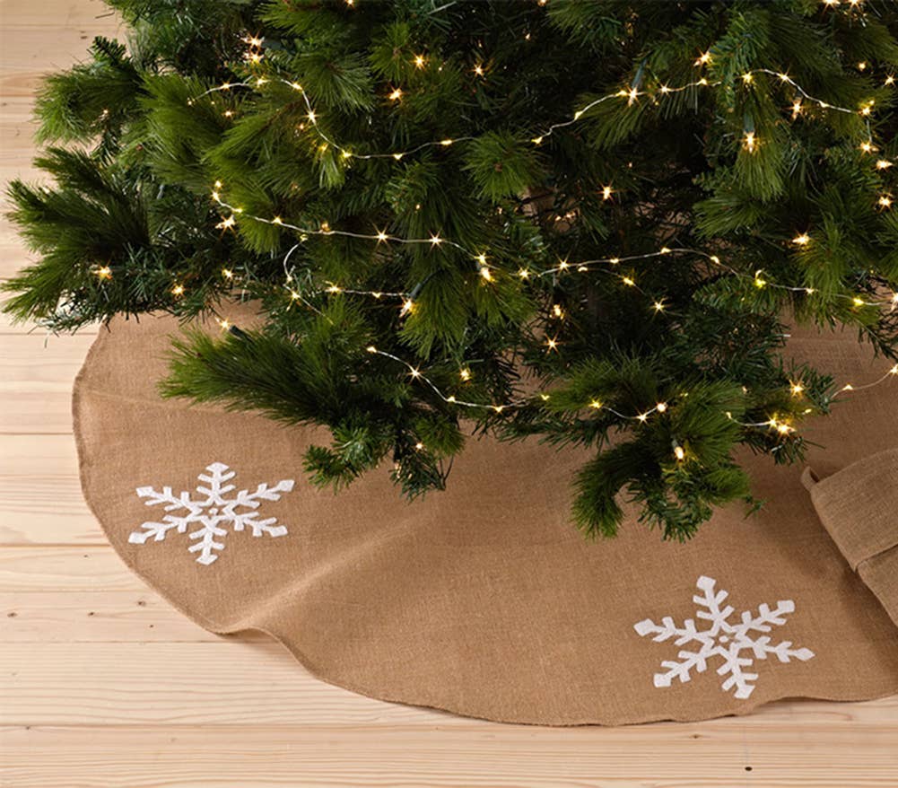 657 - White Snowflake Natural 53" Christmas Tree Skirt