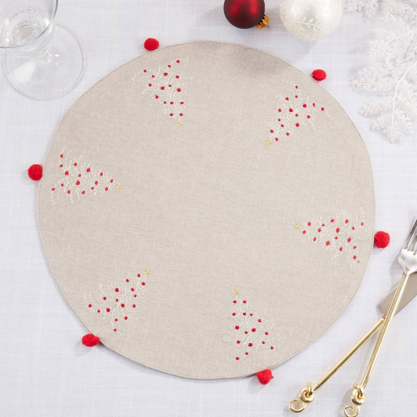 1135 - Embroidered Christmas Trees Cotton 14" Placemat